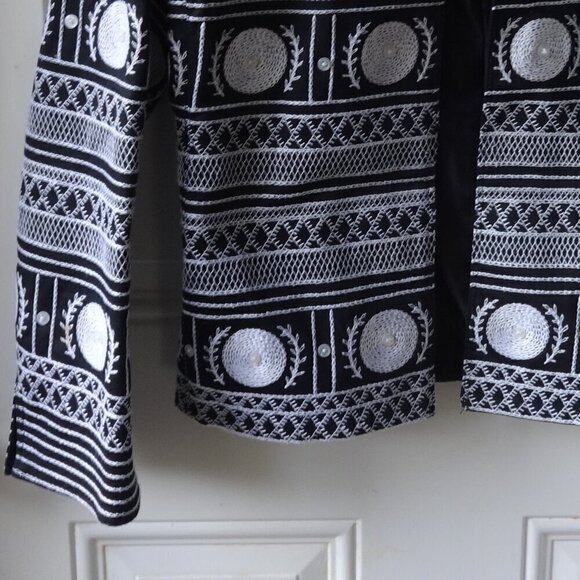 Silk Club women's size SP jacket black with white embroidery, open front, lined - Picture 13 of 16